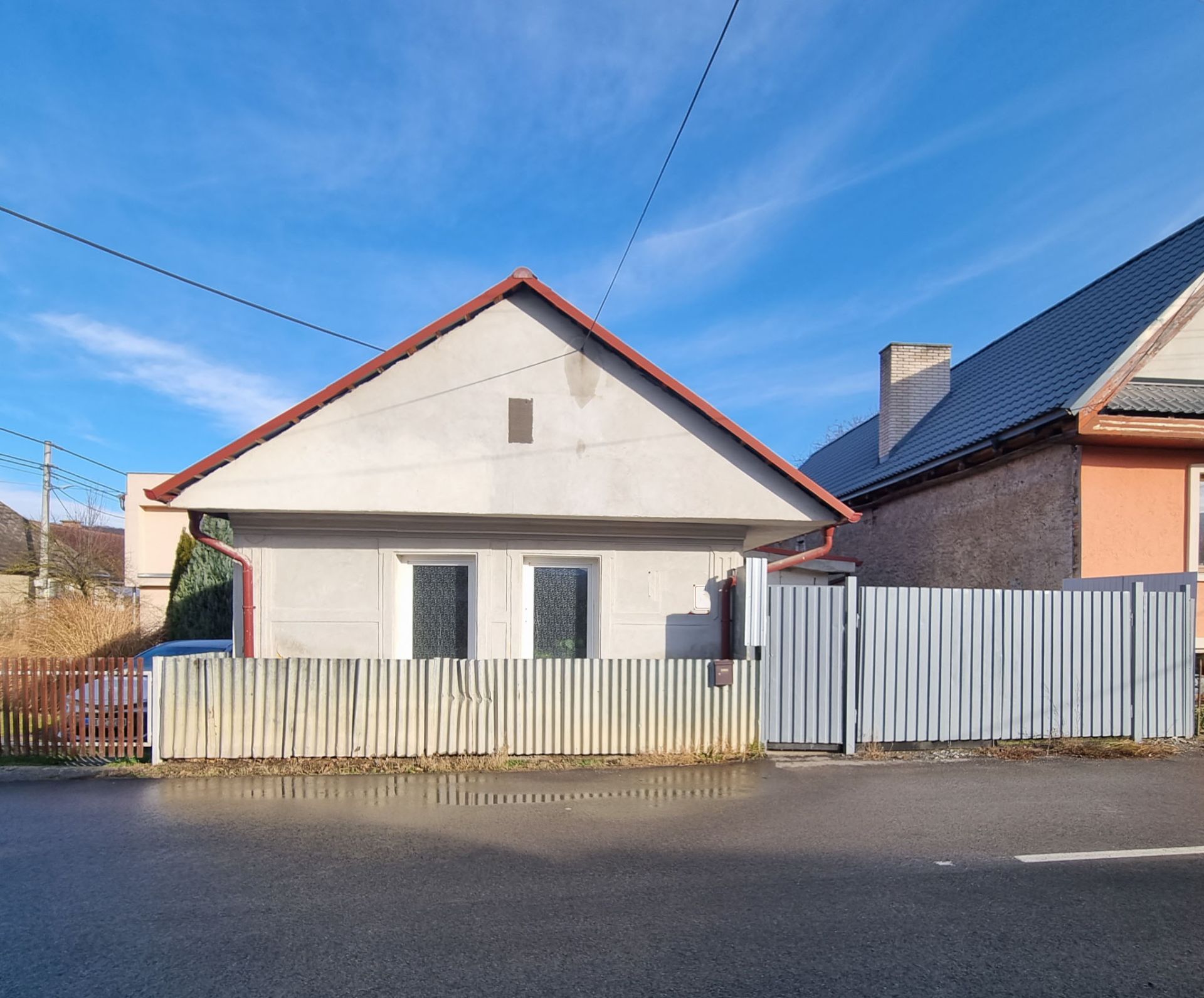 PREDANÉ iba v Tomisreal veľký rodinný dom, 120m2 zastavaná plocha, Družstevná pri Hornáde, Košice-okolie