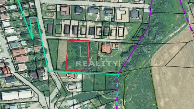 Stavebný pozemok v obci Čaňa o rozlohe 2251 m2 s možnosťou rozdelenia pozemku