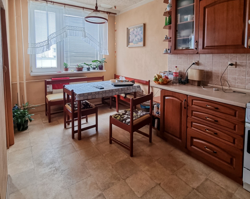 PREDANÉ Na predaj 3 izbový byt, 68 m2, posch.. 4/8, Ružínska ul.na sídlisku Terasa